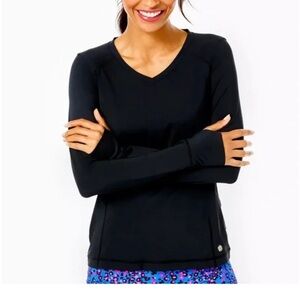 Women's Black Long Sleeve Top